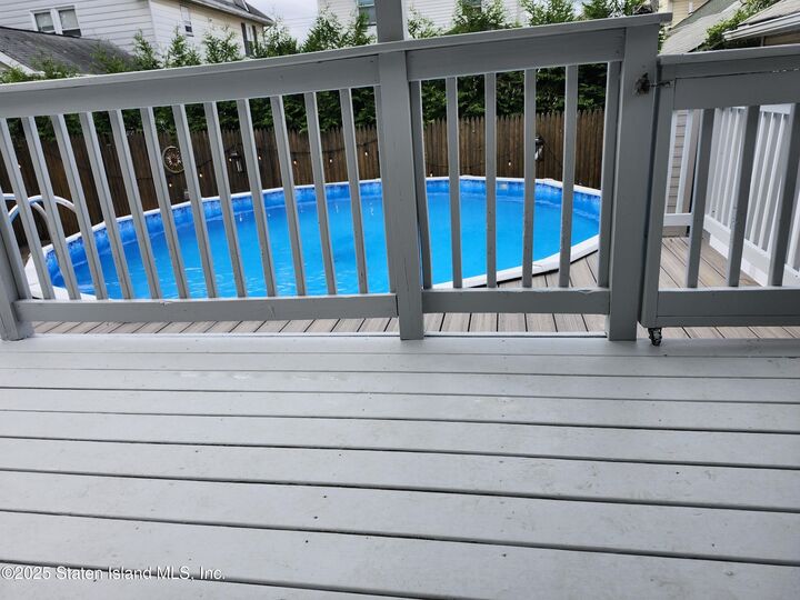 Property Photo:  184 Dickie Avenue  NY 10314