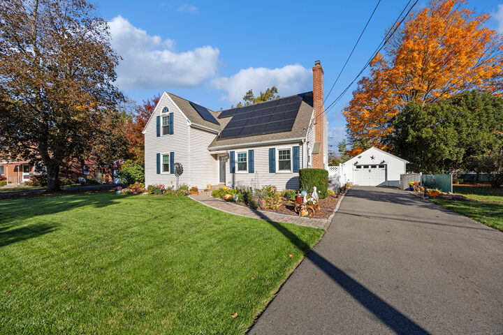 Property Photo:  14 Wildwood Road  CT 06416