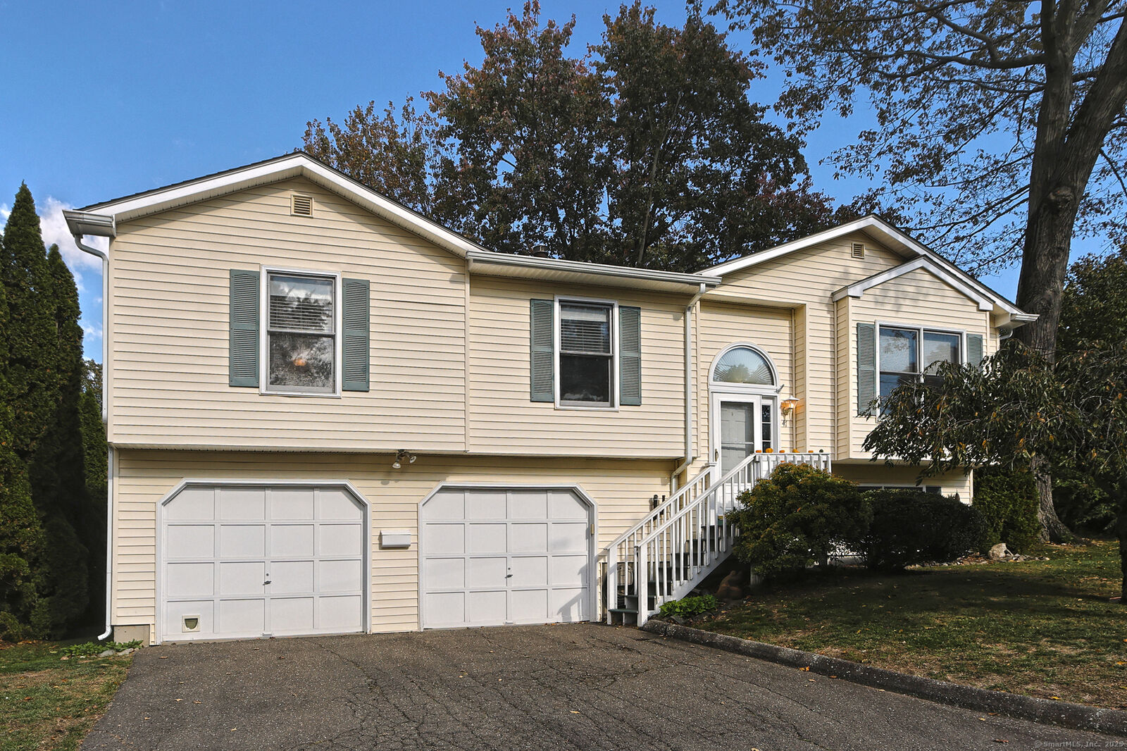 Property Photo:  47 Peak Avenue  CT 06460
