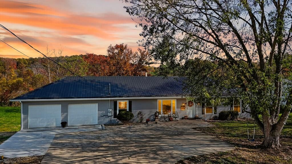 Property Photo:  824 Pennsylvania  OH 45692