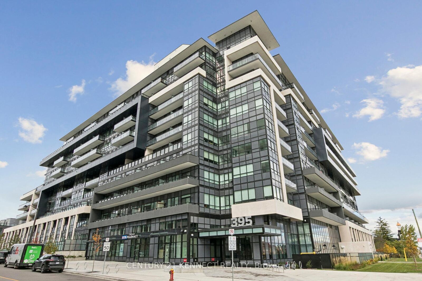 Photo de la propriété:  395 Dundas Street W 628  ON L6M 5R8