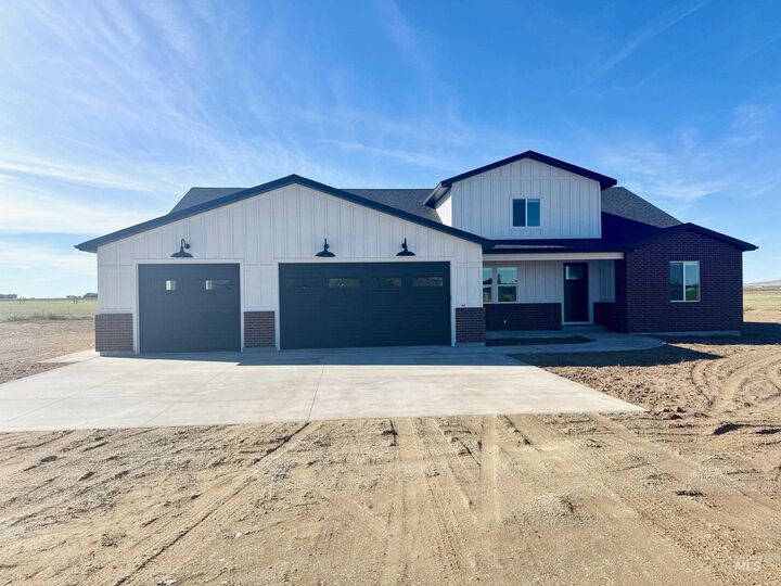 Property Photo:  169 N 200 W  ID 83350 