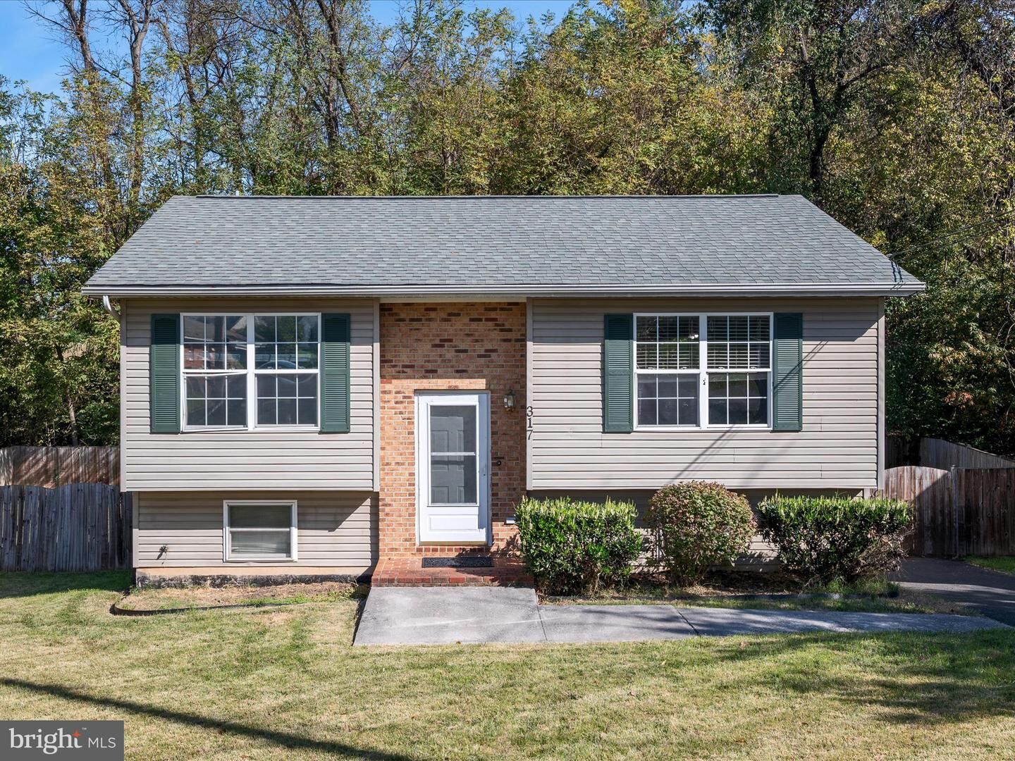 Property Photo: 317 Polk Avenue VA 22630