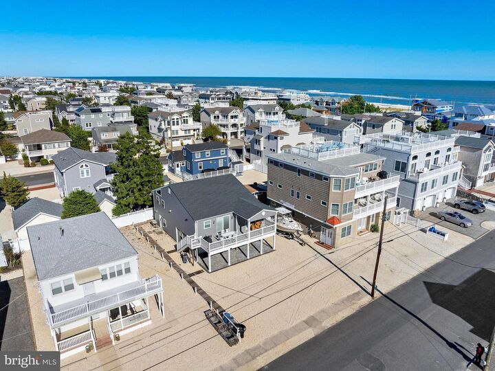 Property Photo:  119 E Pennsylvania Avenue  NJ 08008 