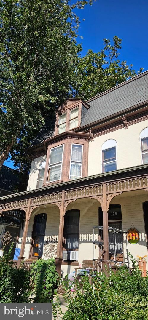 Property Photo:  129 Hamilton Avenue  PA 17401 