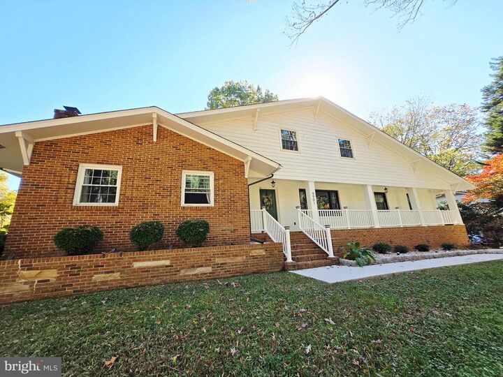 Property Photo: 9901 Glass Road VA 23236