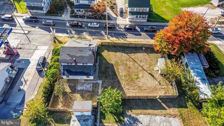 Property Photo:  27 N Main Street  PA 17371