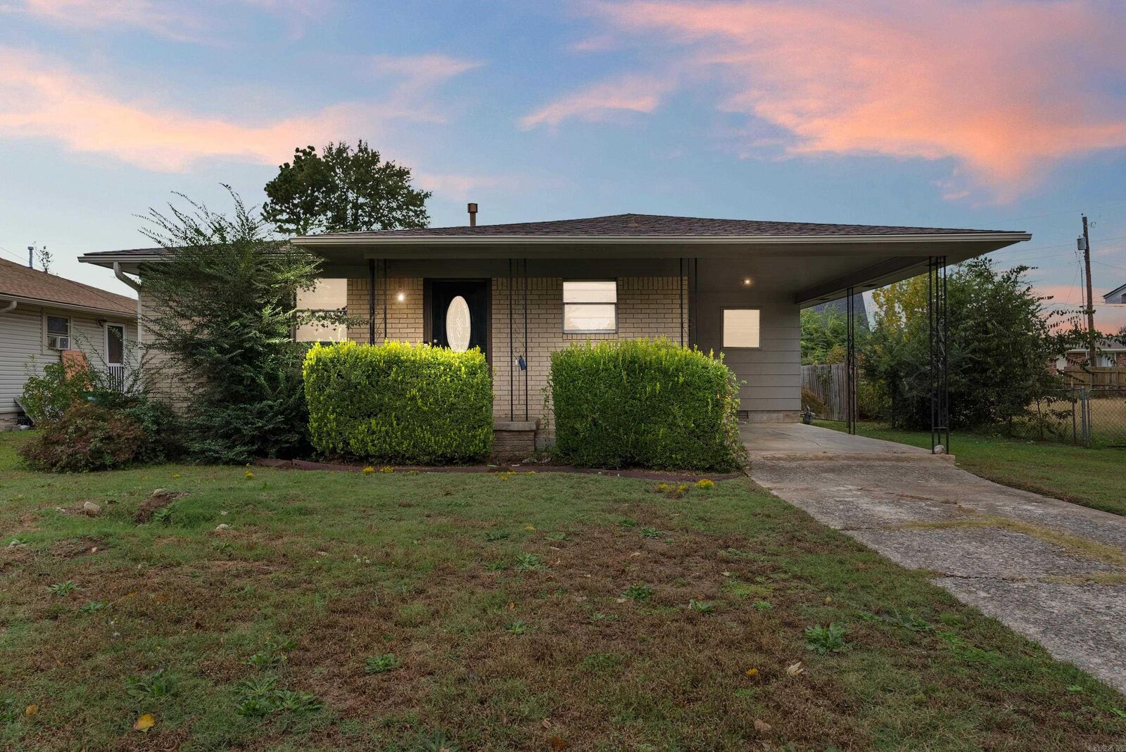 Property Photo:  319 Wilson Street  AR 72118 
