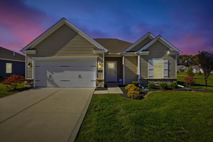 Property Photo:  279 Mannaseh W Drive  OH 43023 