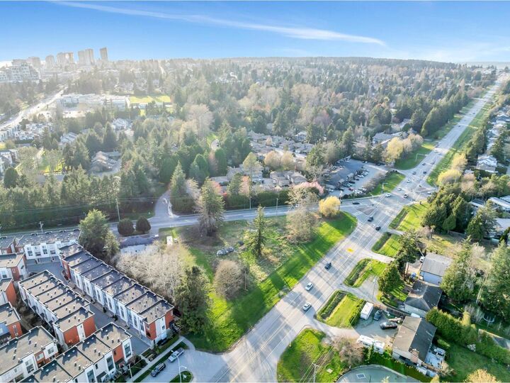 Property Photo:  1704 160 Street  BC V4A 4X2 