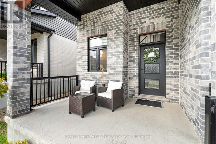 Property Photo: 7 Tindall Crescent ON L9W 7R9