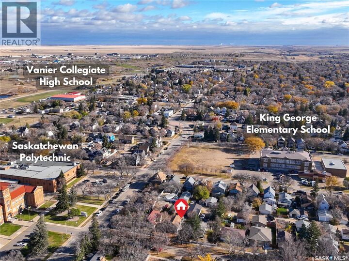 Property Photo:  1143 6th Avenue NW  SK S6H 4A7 