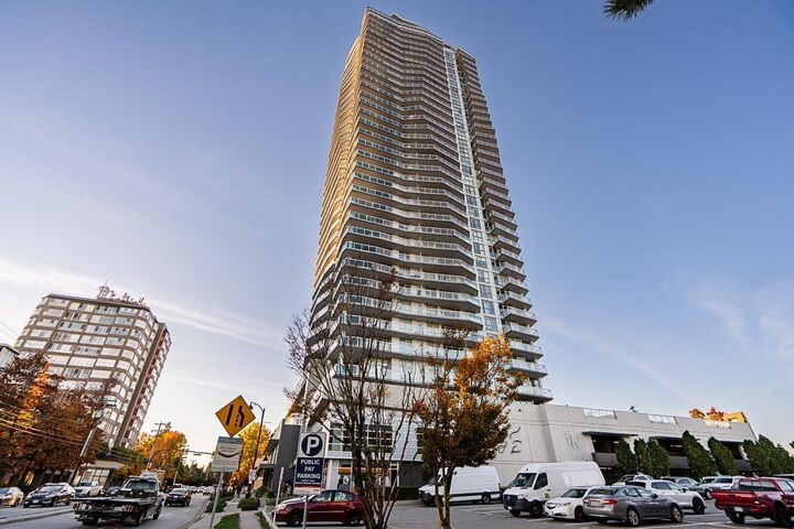 Photo de la propriété:  11967 80 1206  BC V4C 0E2 