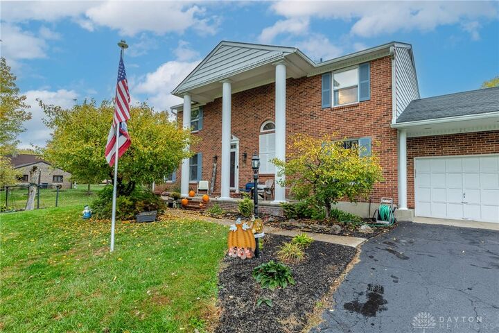 7710 Crestway Road  Clayton OH 45315 photo