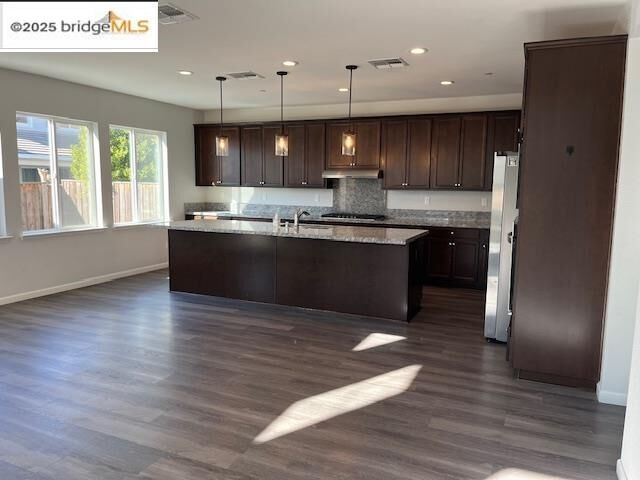 Property Photo:  761 Stickney Way  CA 94561 