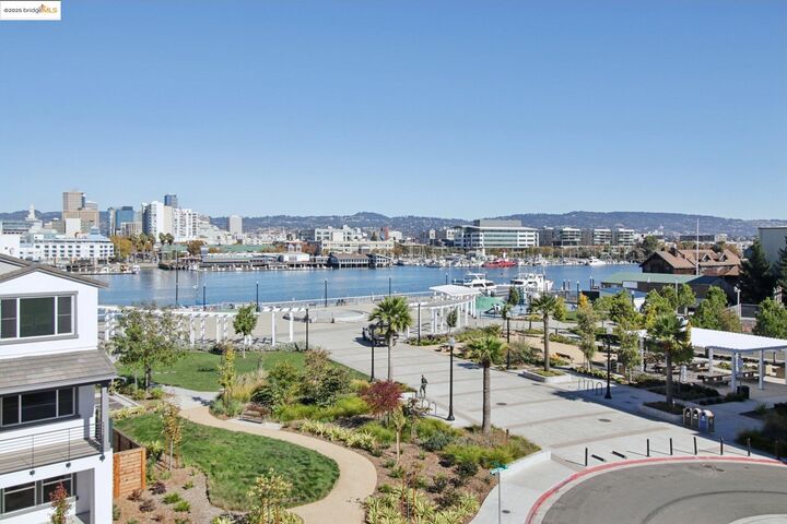 Property Photo: 2878 5th Street CA 94501