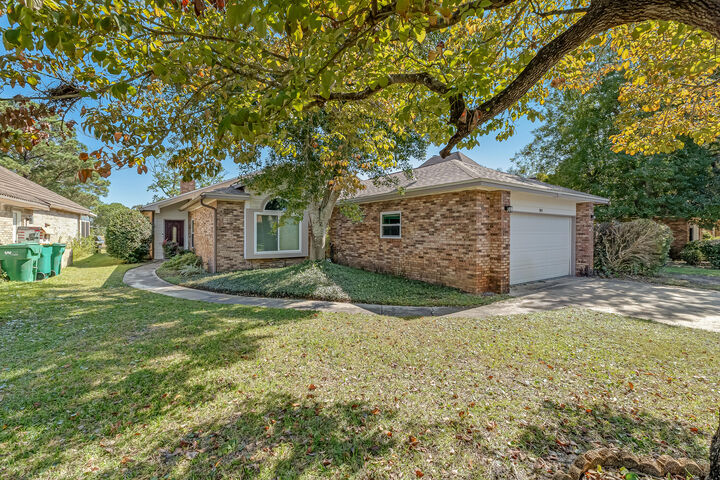 Property Photo:  901 Shalimar Cove  FL 32579