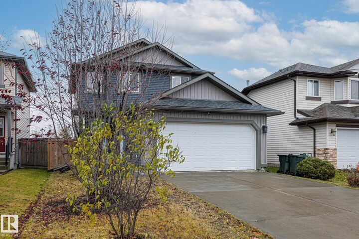 Property Photo:  19 Heatherlands Way  AB T7X 4L3 