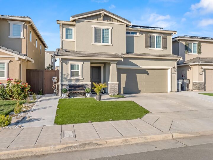 Property Photo:  6656 E Washington Avenue  CA 93727 