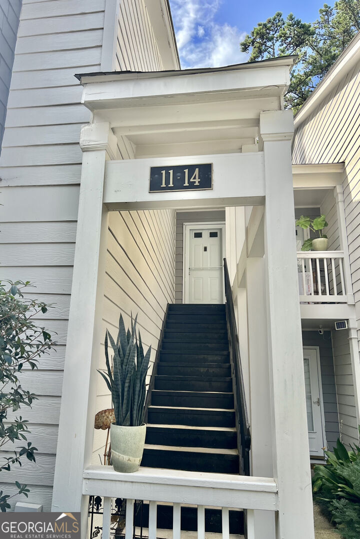 Property Photo:  12 Rumson Court SE  GA 30080