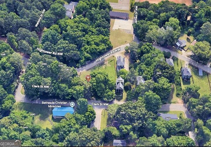 Property Photo: 1042 Hightower Road NW GA 30318