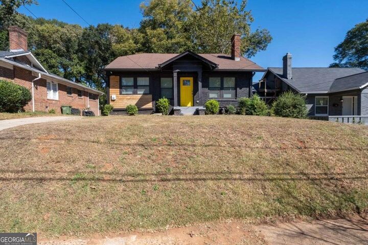 Property Photo:  1527 Olympian Way SW  GA 30310 