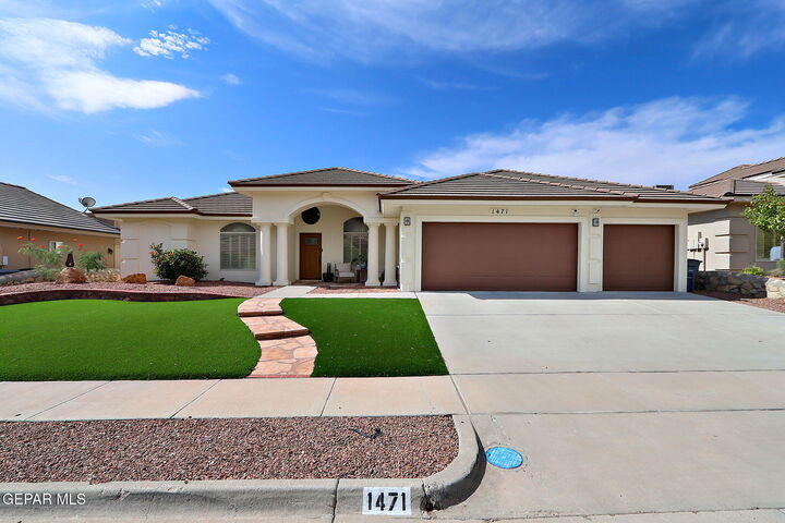 1471 Cheyenne Ridge Drive Drive  El Paso TX 79912 photo