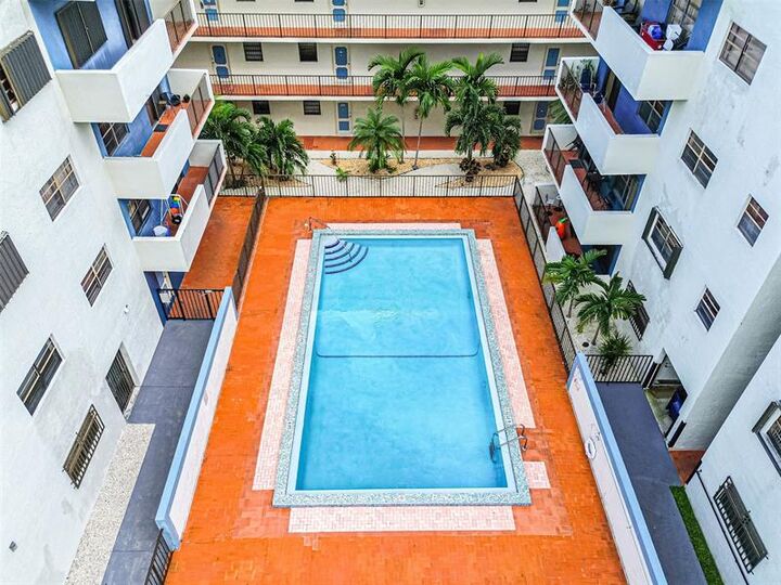 1470 W 41st St 201  Hialeah FL 33012 photo