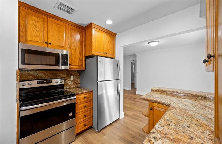 Property Photo: 4161 NW 12th Ave FL 33309