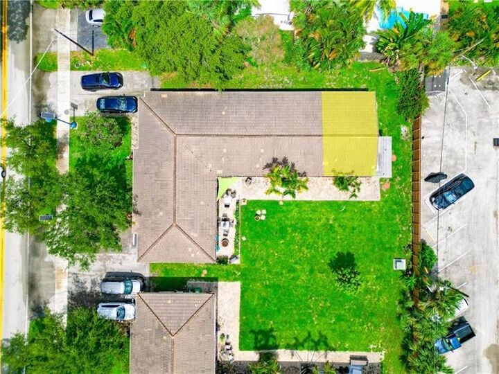 Property Photo:  2170 NE 44th St D  FL 33064 