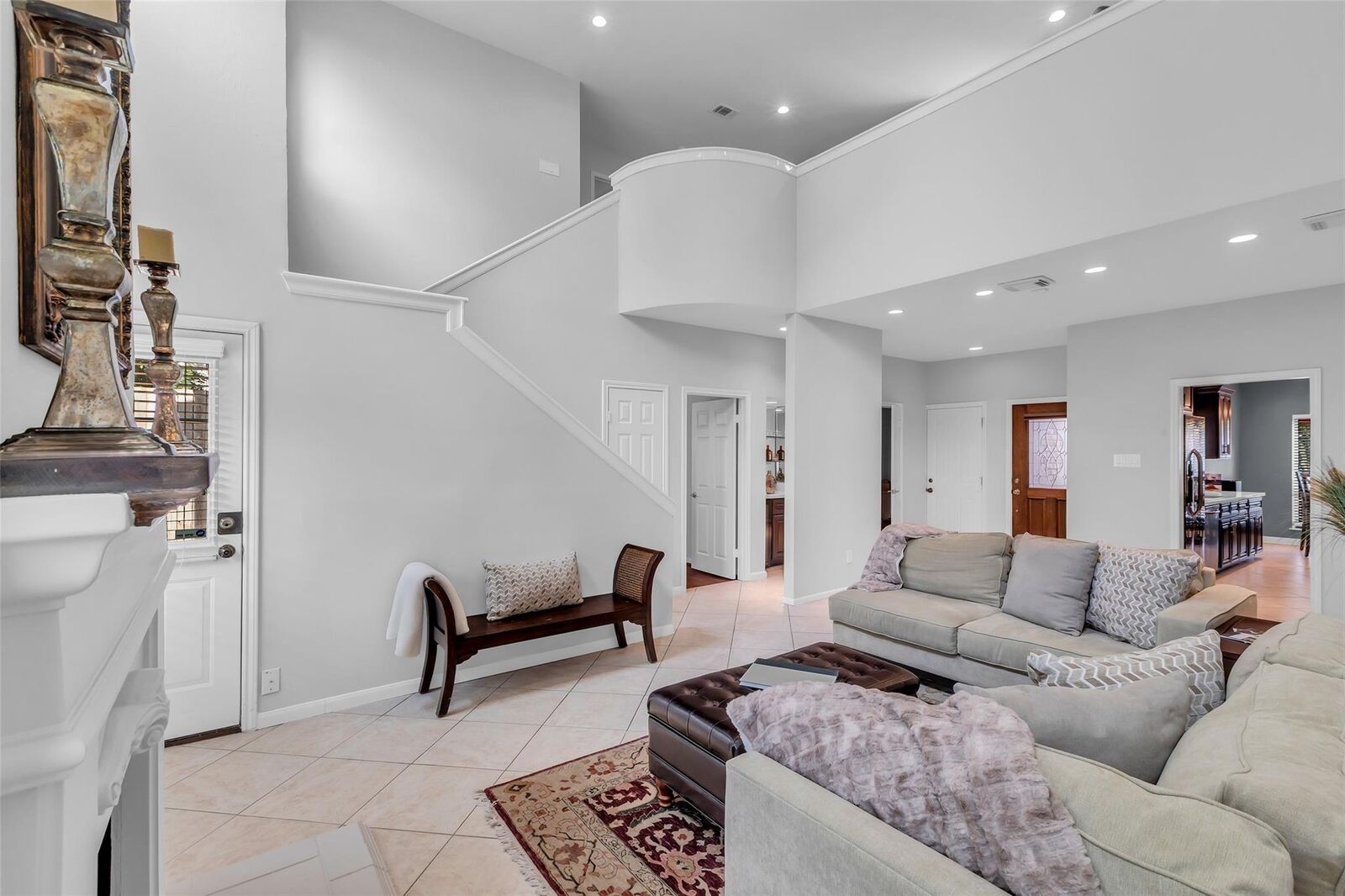 Property Photo:  2555 Bering Drive 15  TX 77057