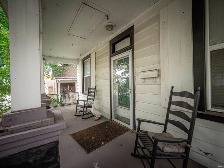 Property Photo:  3011 Forest Avenue  IN 47712 