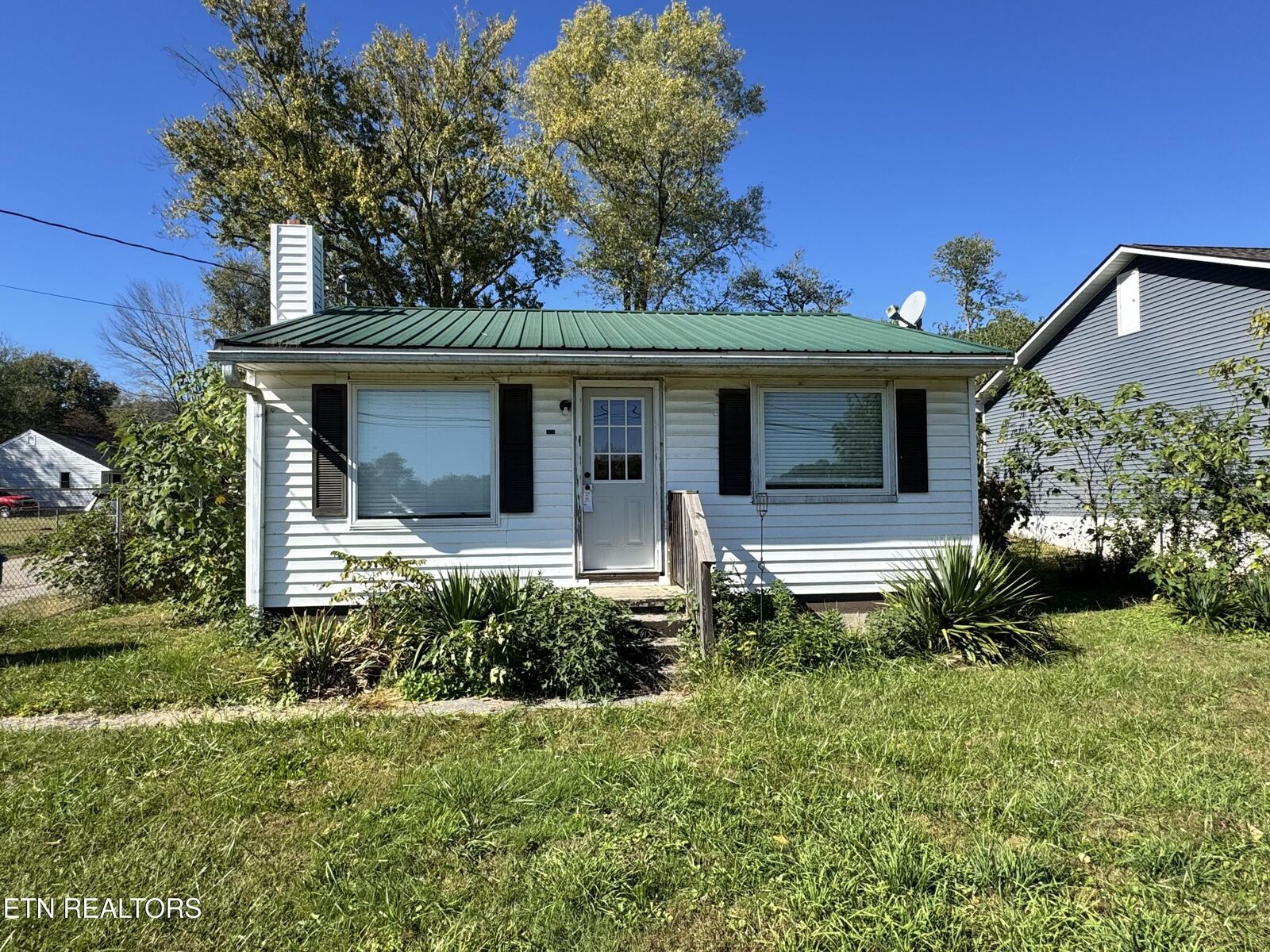 Property Photo:  721 N Chamberlain Ave  TN 37854