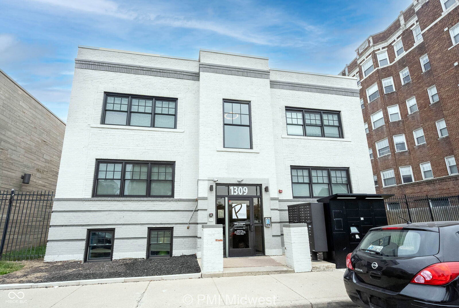 Property Photo:  1309 N Pennsylvania Street 102  IN 46202 