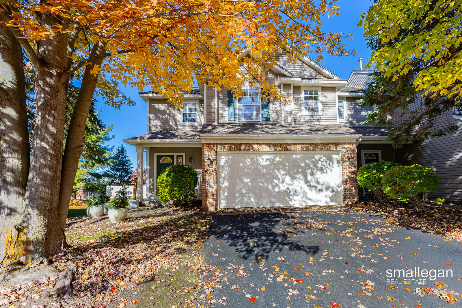 Property Photo: 3781 Old Elm Drive SE MI 49512