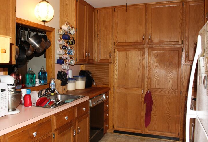 Property Photo:  18165 Mohawk Drive  MI 49456