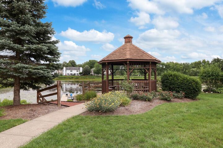 Property Photo:  533 Blue Springs Drive  IL 60020 