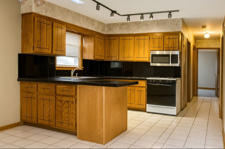 Property Photo:  7817 Garden Lane  IL 60458