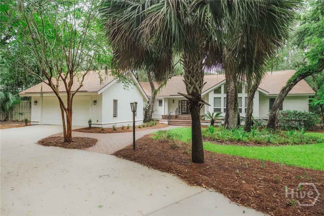 Property Photo:  6 Pelham Road  GA 31411 