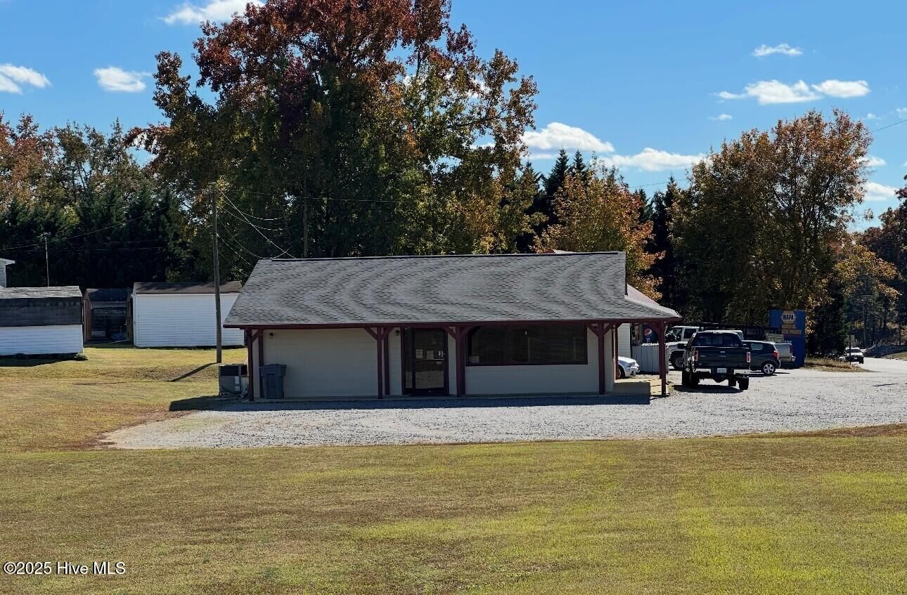 Property Photo:  218 Roanoke Rapids Road  NC 27832 