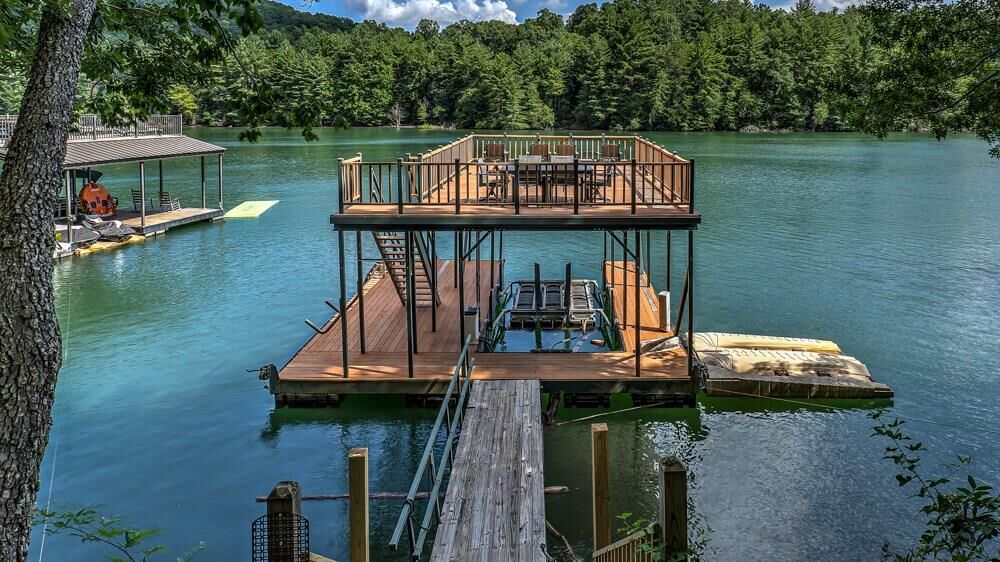 Property Photo:  670 Magnolia Drive  GA 30513 