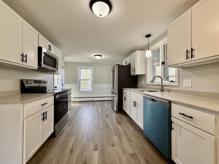 Property Photo:  32 Pleasant Street  NH 03048 