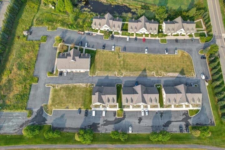 Property Photo:  815 Meander Court  MN 55340 