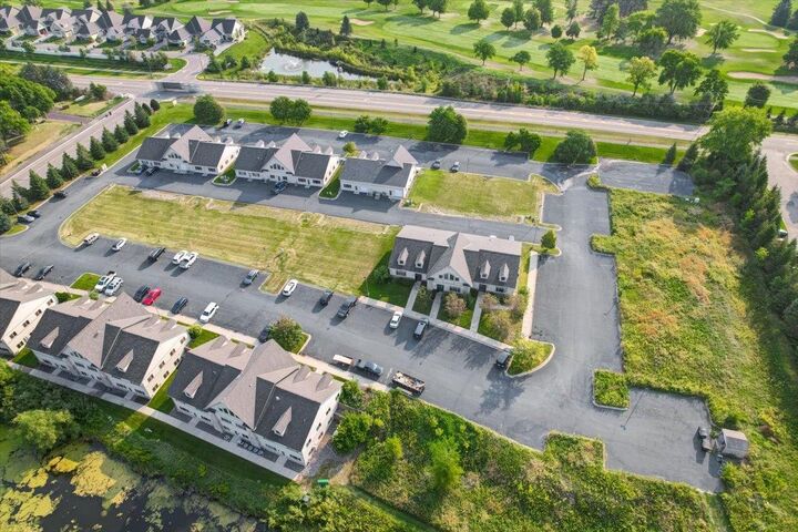 Property Photo:  815 Meander Court  MN 55340 