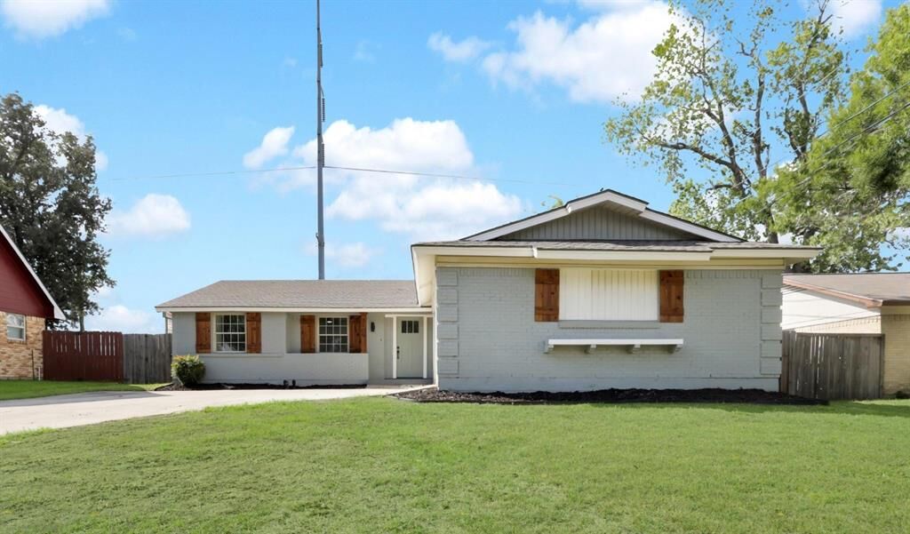 Property Photo:  3109 Ridgedale Street  TX 75062 