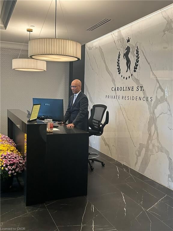 Property Photo:  155 Caroline Street S 405  ON N2L 0J8