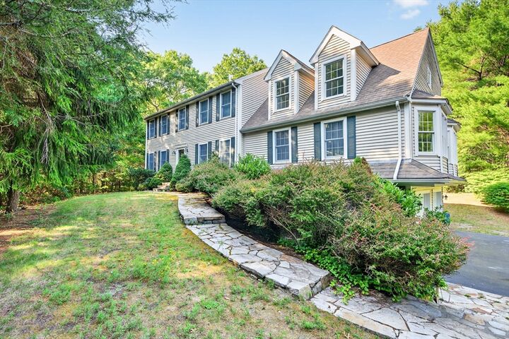 1 Great Cedar Dr  Lakeville MA 02347 photo