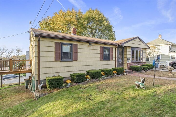 Property Photo:  6 Grand View Road  MA 02191 