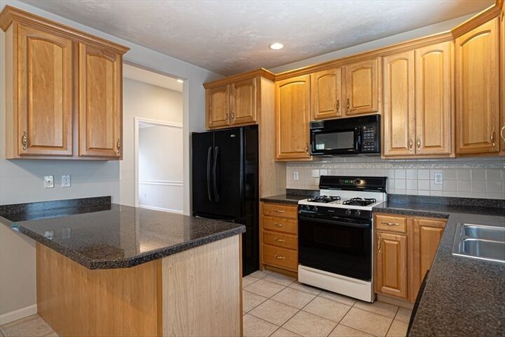 Property Photo:  56 Village Cir 56  MA 01757 