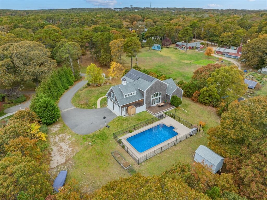 Property Photo:  15 Morgans Way  MA 02653 